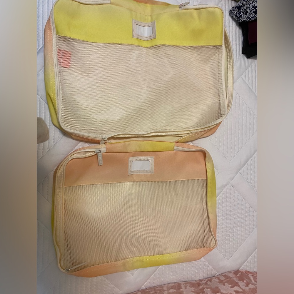 Packing cubes